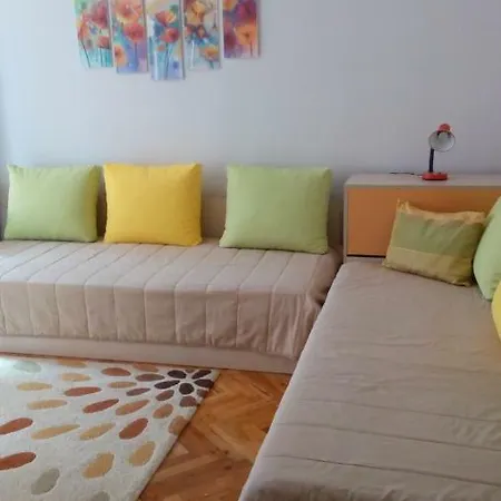 Apartment Sweet *
