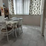 Apartment Sweet *